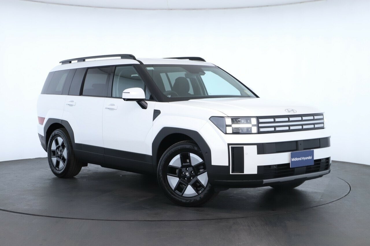 Hyundai Santa Fe image 1