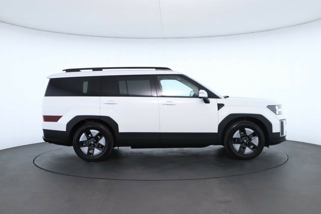 Hyundai Santa Fe image 2