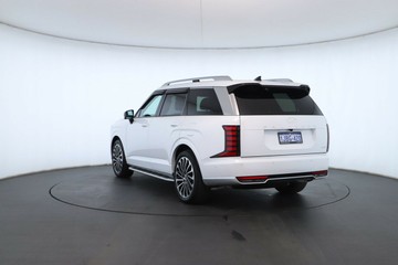 https://vehicle-cdn.autoleague.cloud/30350_620256566_12.jpg