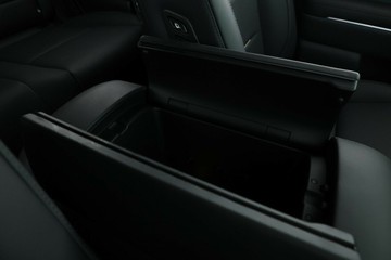 https://vehicle-cdn.autoleague.cloud/30350_620256566_31.jpg