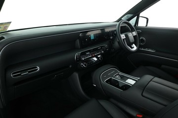 https://vehicle-cdn.autoleague.cloud/30350_620256566_33.jpg