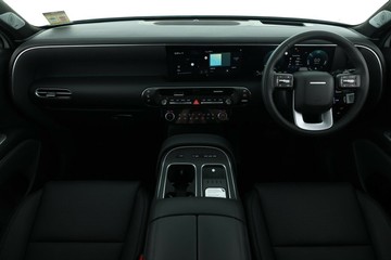 https://vehicle-cdn.autoleague.cloud/30350_620256566_36.jpg
