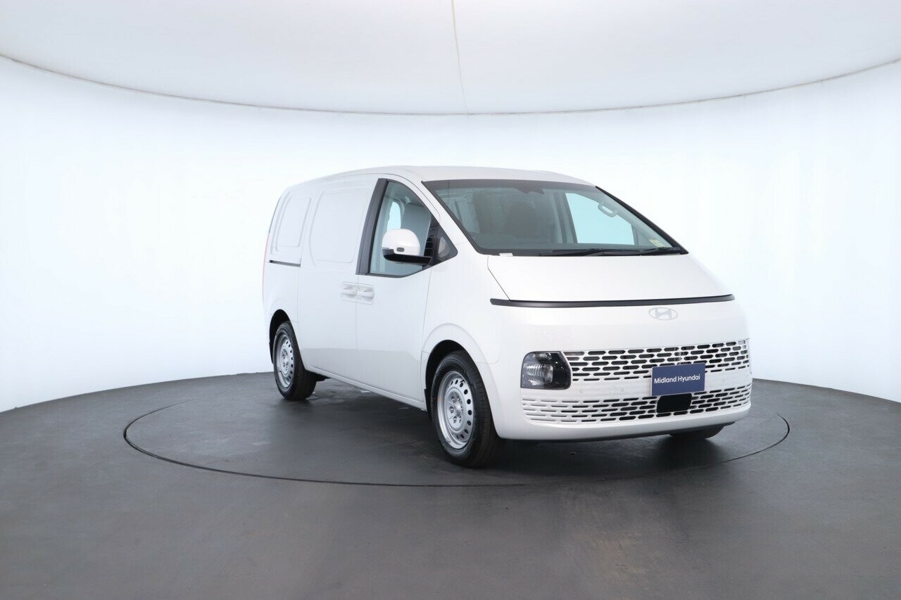 Hyundai Staria Load image 4