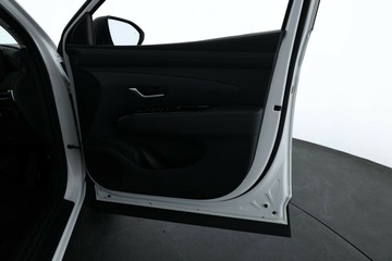 https://vehicle-cdn.autoleague.cloud/30350_620257033_17.jpg