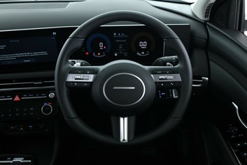 https://vehicle-cdn.autoleague.cloud/30350_620257033_20.jpg