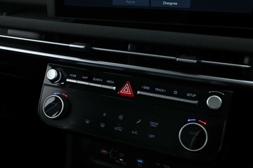 https://vehicle-cdn.autoleague.cloud/30350_620257033_25.jpg