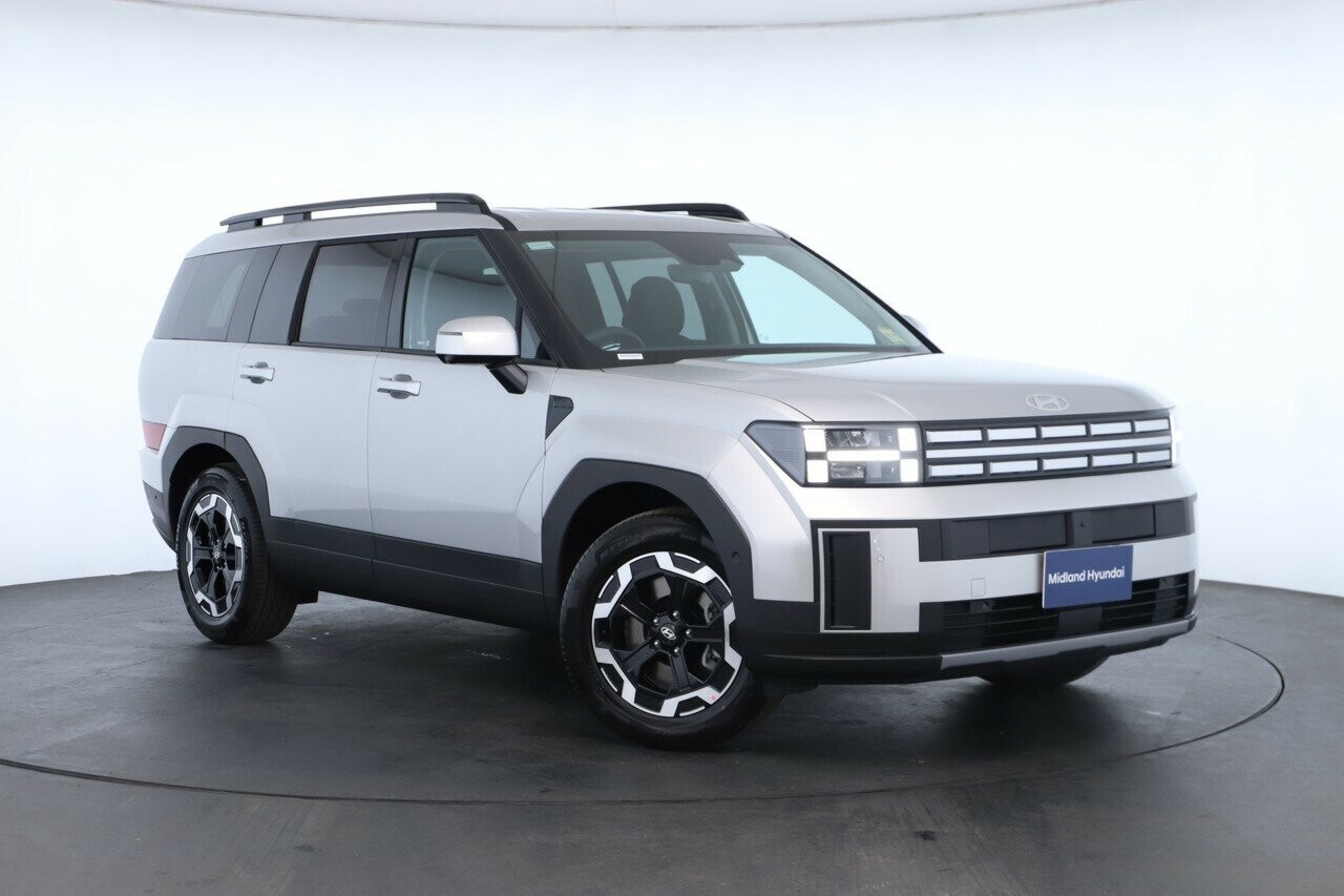 Hyundai Santa Fe image 1