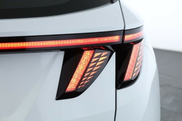 https://vehicle-cdn.autoleague.cloud/30350_620258078_14.jpg