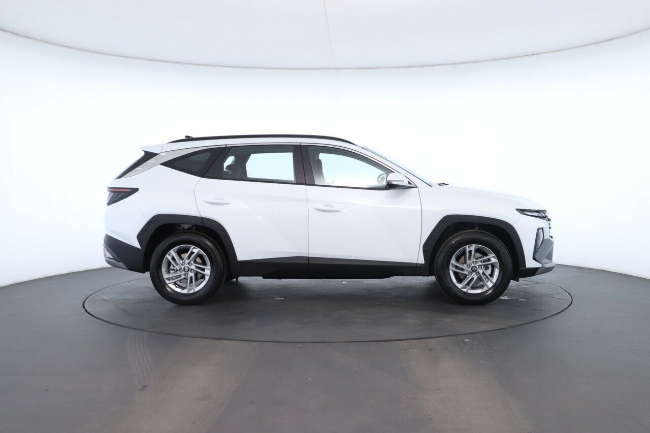 Hyundai Tucson image 2