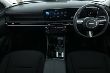 https://vehicle-cdn.autoleague.cloud/30350_620258078_36.jpg