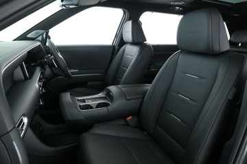 https://vehicle-cdn.autoleague.cloud/30350_620258544_32.jpg