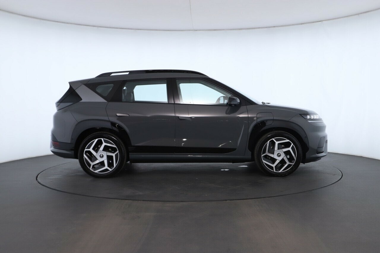 Hyundai Elexio image 2