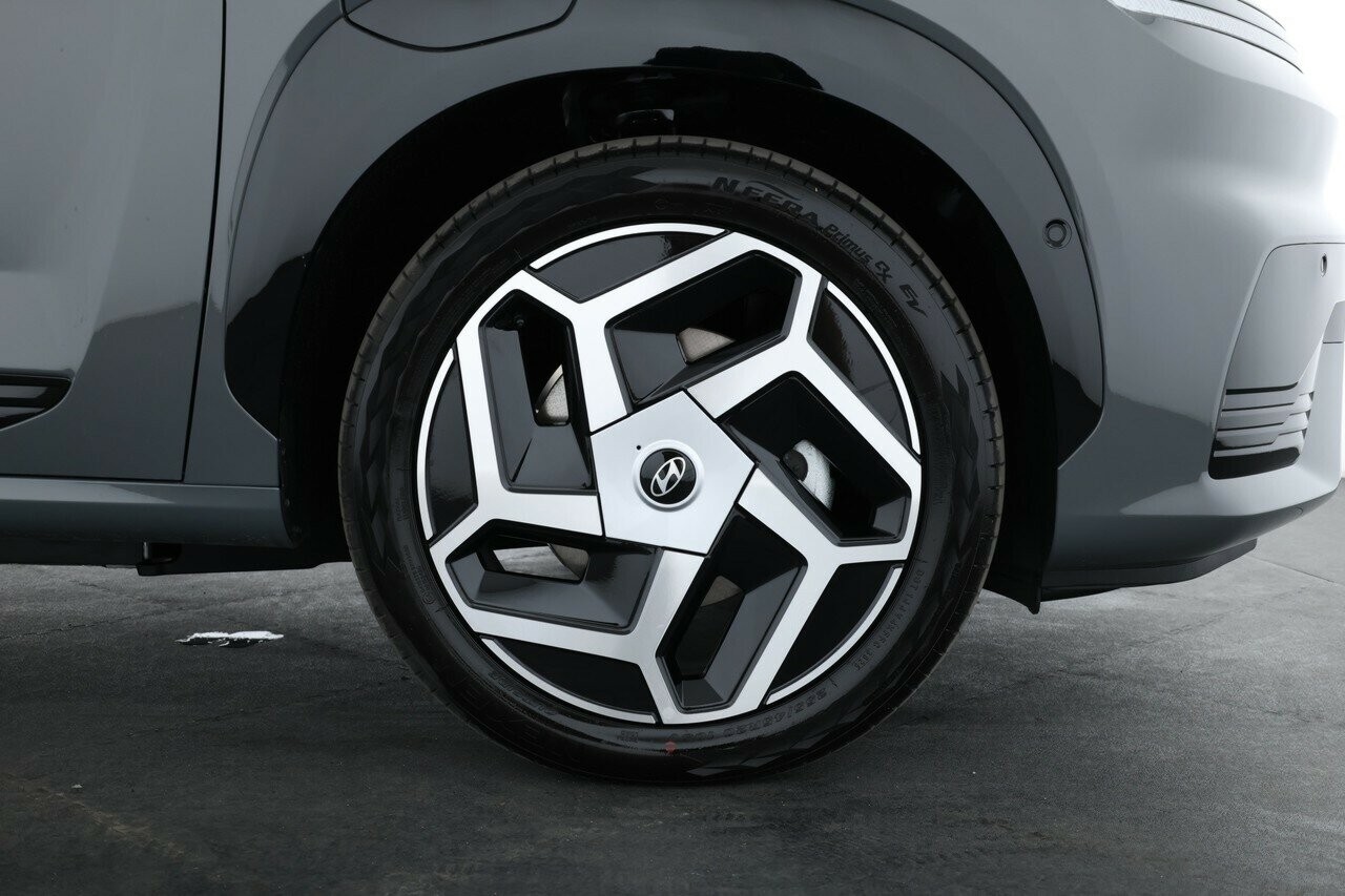 Hyundai Elexio image 3