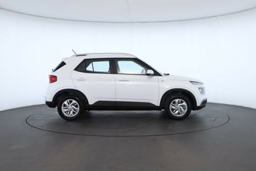 https://vehicle-cdn.autoleague.cloud/30350_620259956_2.jpg
