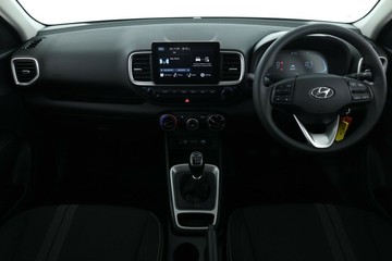 https://vehicle-cdn.autoleague.cloud/30350_620259956_32.jpg
