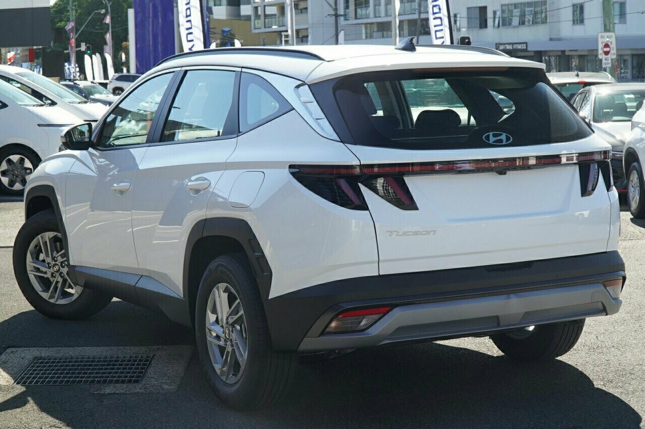 Hyundai Tucson image 3