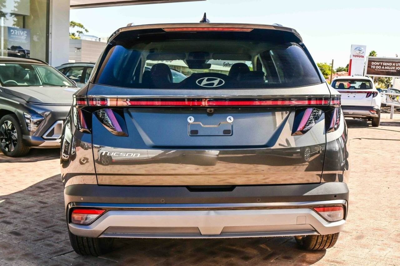 Hyundai Tucson image 3