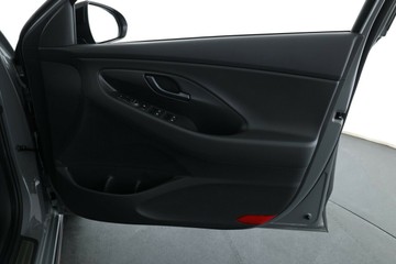 https://vehicle-cdn.autoleague.cloud/30350_620260496_10.jpg