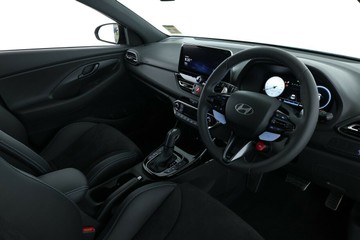 https://vehicle-cdn.autoleague.cloud/30350_620260496_13.jpg