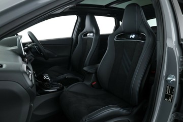 https://vehicle-cdn.autoleague.cloud/30350_620260496_22.jpg