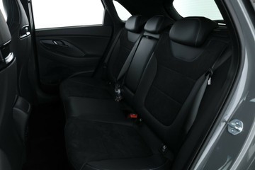 https://vehicle-cdn.autoleague.cloud/30350_620260496_24.jpg
