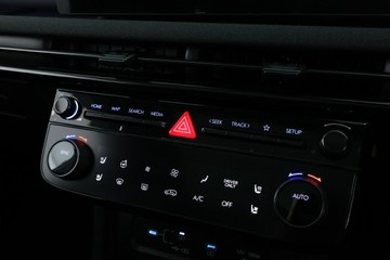 https://vehicle-cdn.autoleague.cloud/30350_620260626_33.jpg