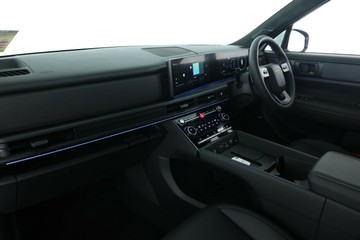 https://vehicle-cdn.autoleague.cloud/30350_620260734_32.jpg