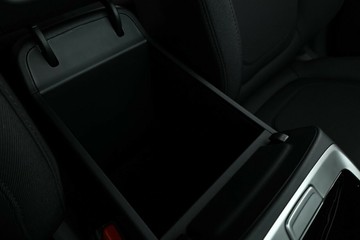 https://vehicle-cdn.autoleague.cloud/30350_620260868_35.jpg