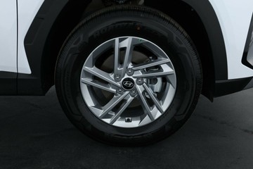https://vehicle-cdn.autoleague.cloud/30350_620260872_3.jpg