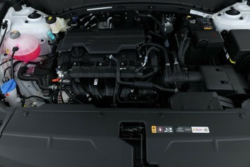 https://vehicle-cdn.autoleague.cloud/30350_620260872_6.jpg