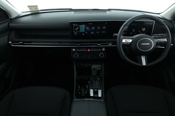 https://vehicle-cdn.autoleague.cloud/30350_620260881_34.jpg