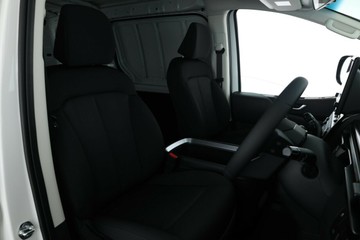https://vehicle-cdn.autoleague.cloud/30350_620261140_18.jpg