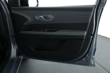 https://vehicle-cdn.autoleague.cloud/30350_620261185_17.jpg