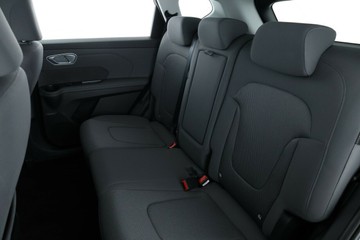 https://vehicle-cdn.autoleague.cloud/30350_620261185_35.jpg