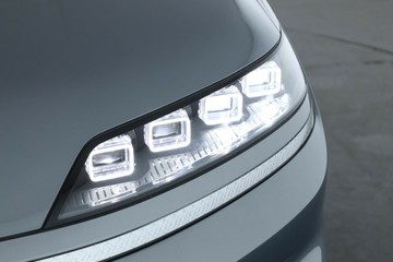 https://vehicle-cdn.autoleague.cloud/30350_620261185_7.jpg