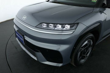 https://vehicle-cdn.autoleague.cloud/30350_620261185_9.jpg