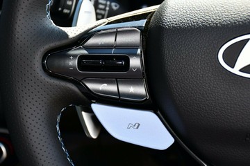 https://vehicle-cdn.autoleague.cloud/30350_620261288_15.jpg