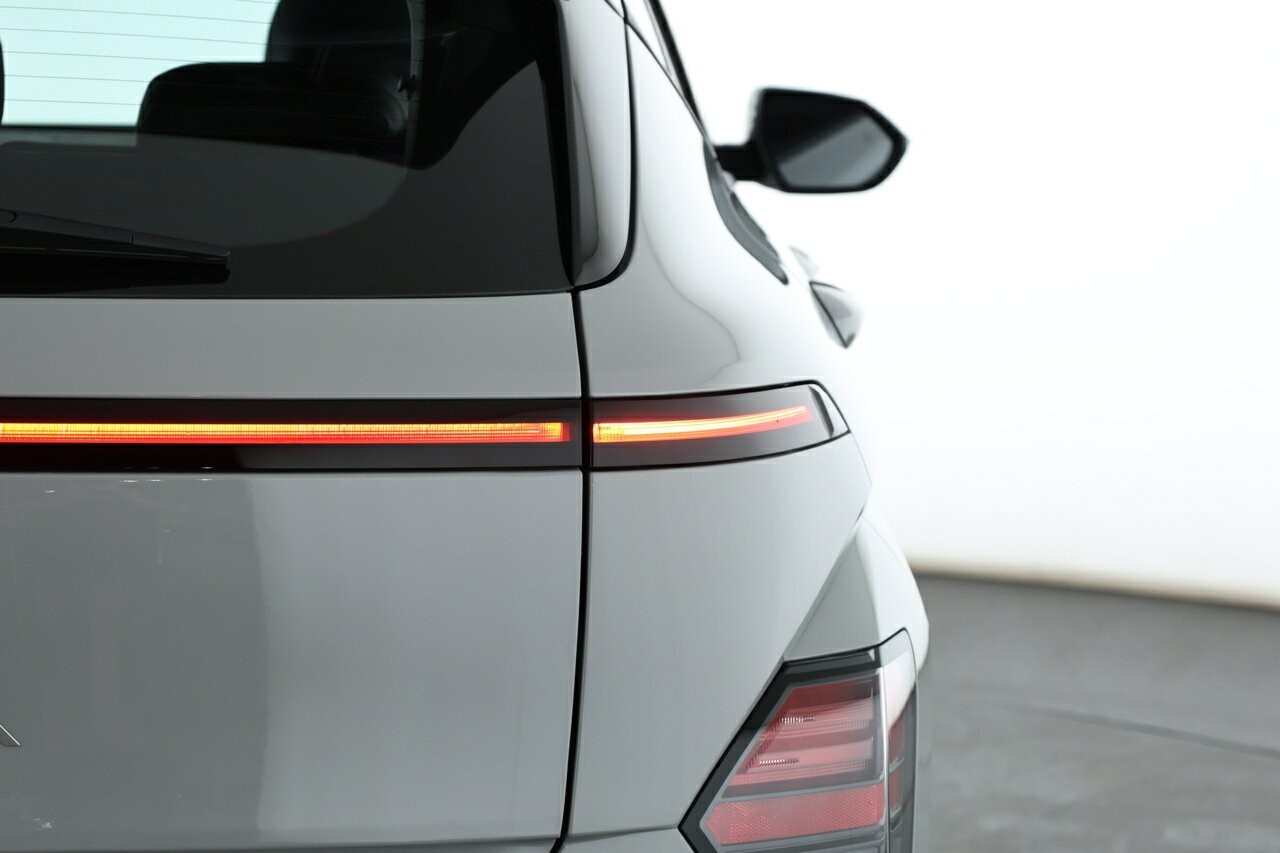 Hyundai Kona image 2