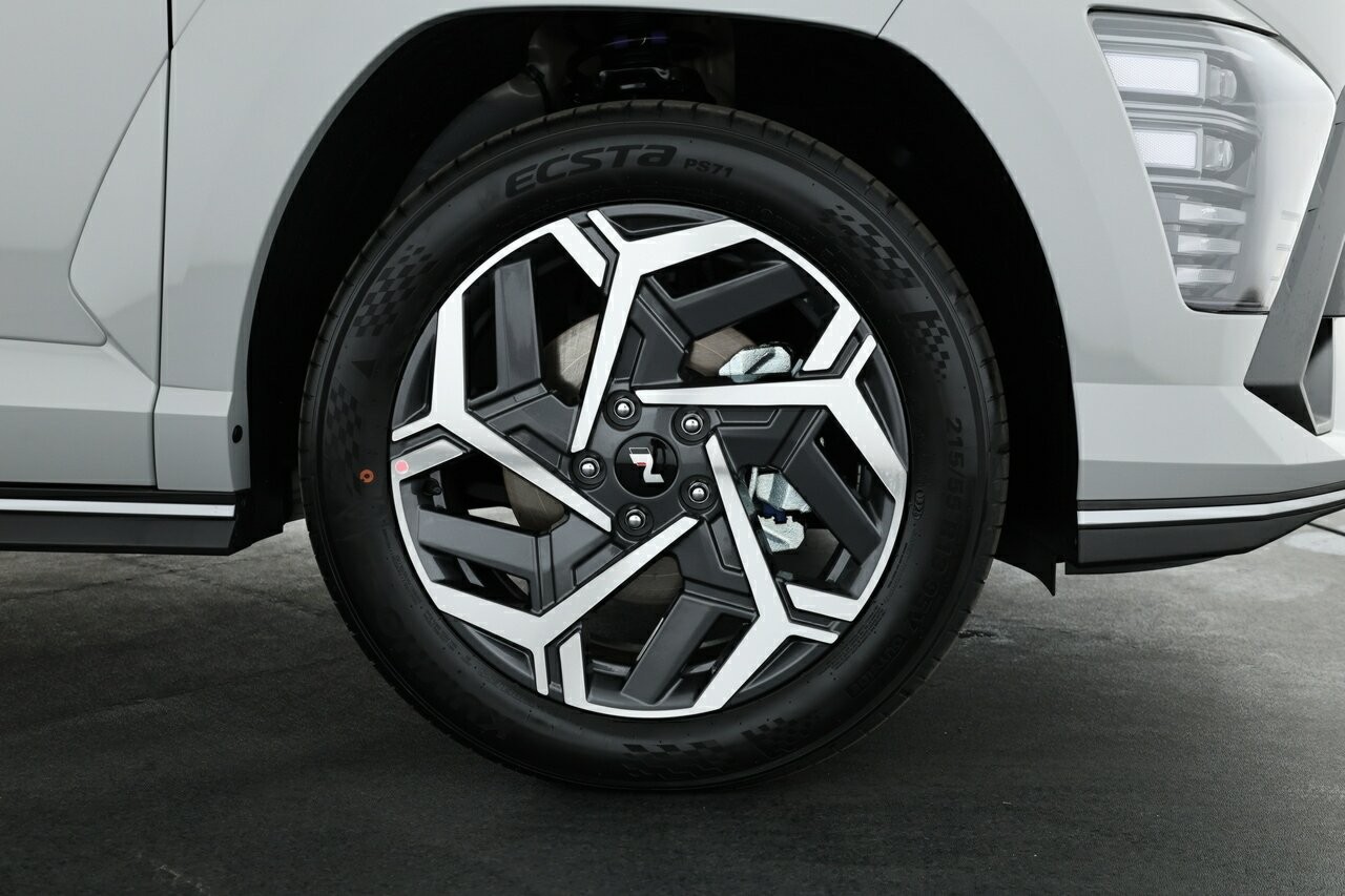 Hyundai Kona image 3