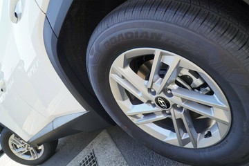 https://vehicle-cdn.autoleague.cloud/30350_620261482_4.jpg