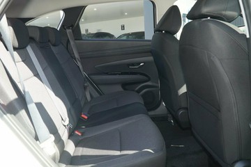 https://vehicle-cdn.autoleague.cloud/30350_620261482_7.jpg