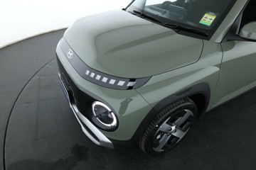 https://vehicle-cdn.autoleague.cloud/30350_620261783_10.jpg