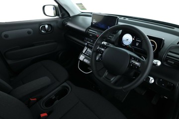 https://vehicle-cdn.autoleague.cloud/30350_620261783_20.jpg