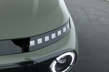 https://vehicle-cdn.autoleague.cloud/30350_620261783_9.jpg