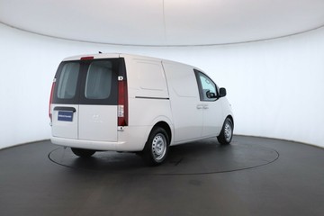 https://vehicle-cdn.autoleague.cloud/30350_620261911_18.jpg