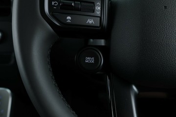 https://vehicle-cdn.autoleague.cloud/30350_620261912_16.jpg