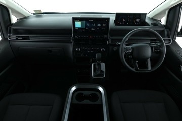 https://vehicle-cdn.autoleague.cloud/30350_620261912_29.jpg