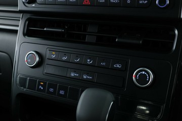 https://vehicle-cdn.autoleague.cloud/30350_620261913_22.jpg