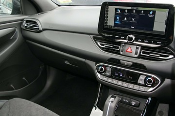https://vehicle-cdn.autoleague.cloud/30350_620261955_11.jpg