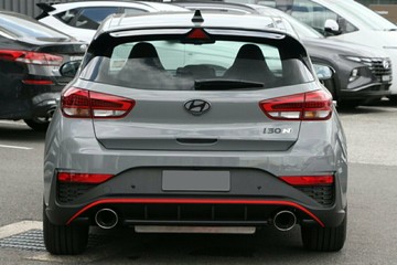 https://vehicle-cdn.autoleague.cloud/30350_620261955_18.jpg